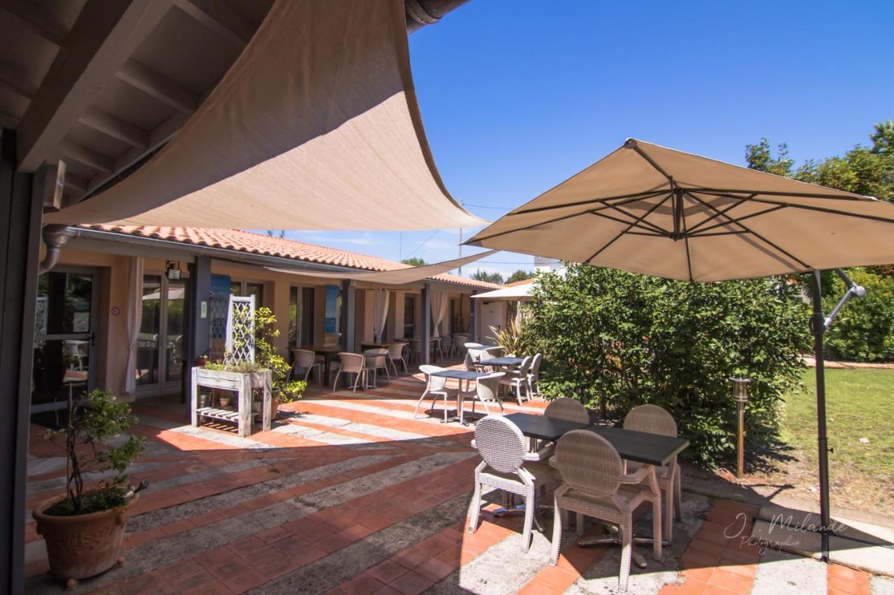 Logis Hotels - Hotel Et Restaurant L'Oceana Lanton Bagian luar foto