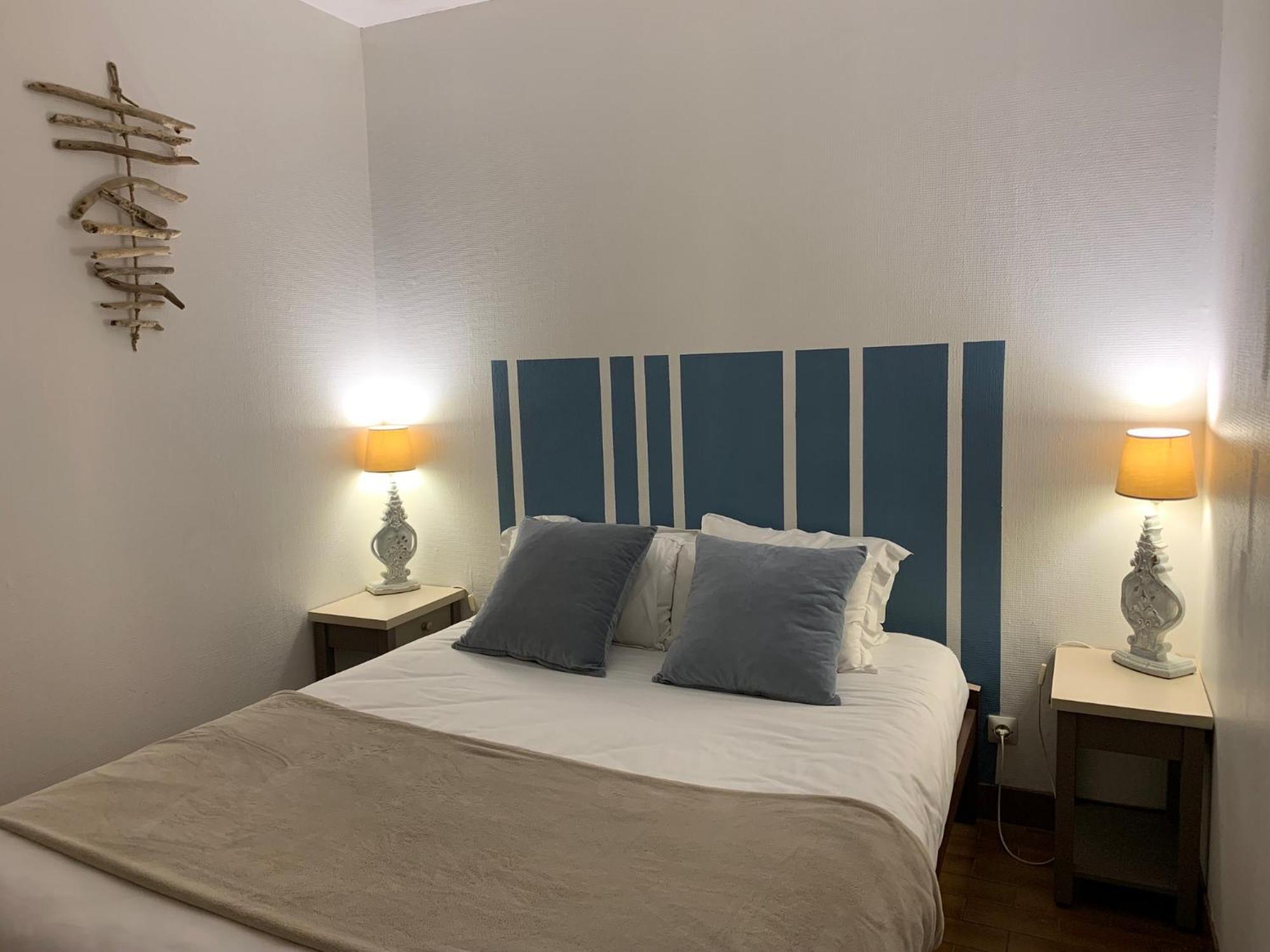 Logis Hotels - Hotel Et Restaurant L'Oceana Lanton Bagian luar foto